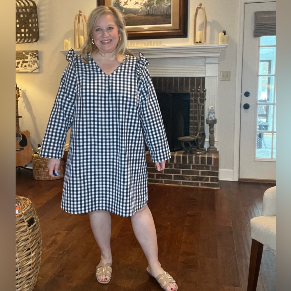 SHEIN preppy navy gingham shift dress with ruffle shoulders. Size 4XL